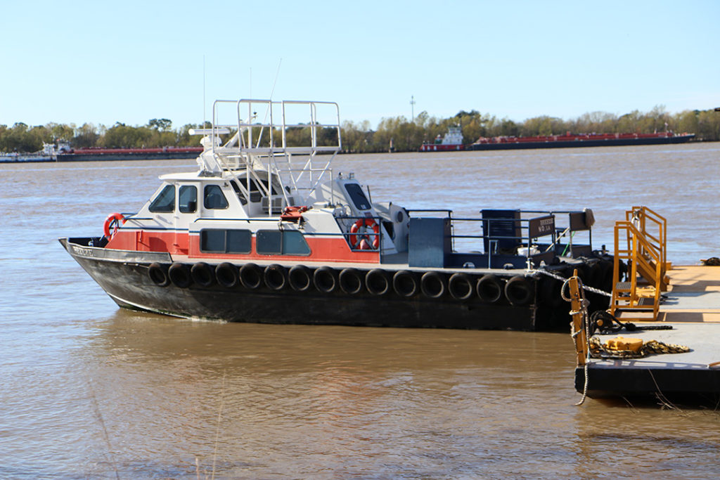 Crewboat "Breeze" - Turn Services