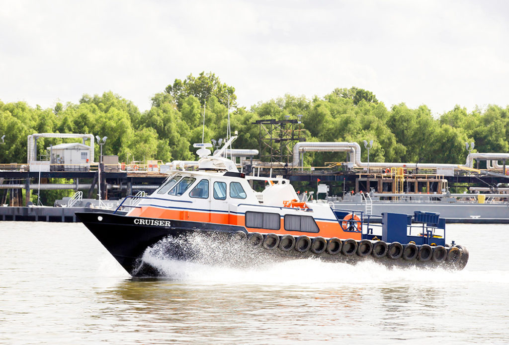 Crewboat "Cruiser" - Turn Services